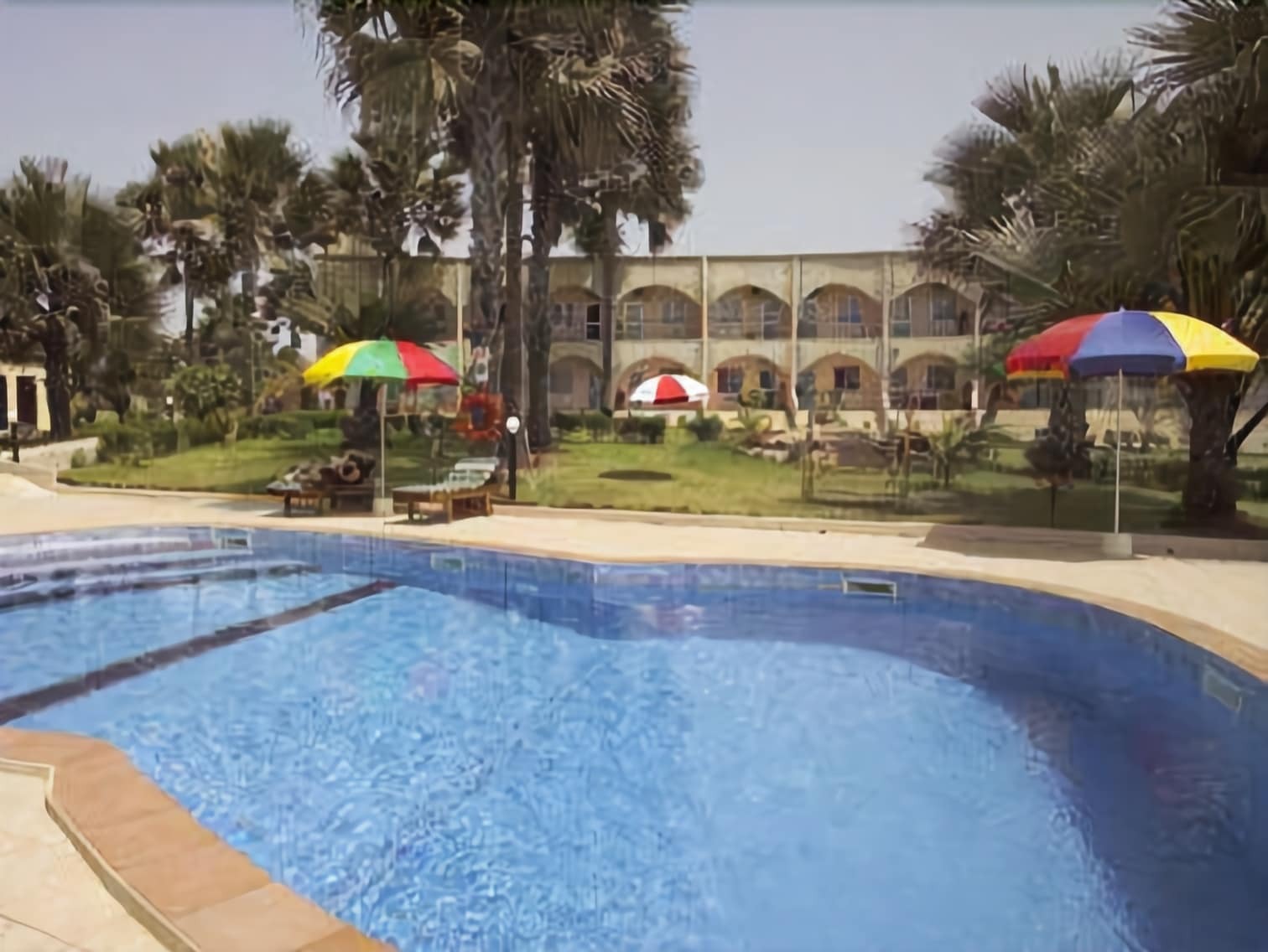 Golden Beach Hotel Serrekunda Exterior photo